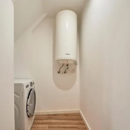Charming In Historic Center Lisbona