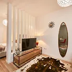 Charming In Historic Center * Lisboa